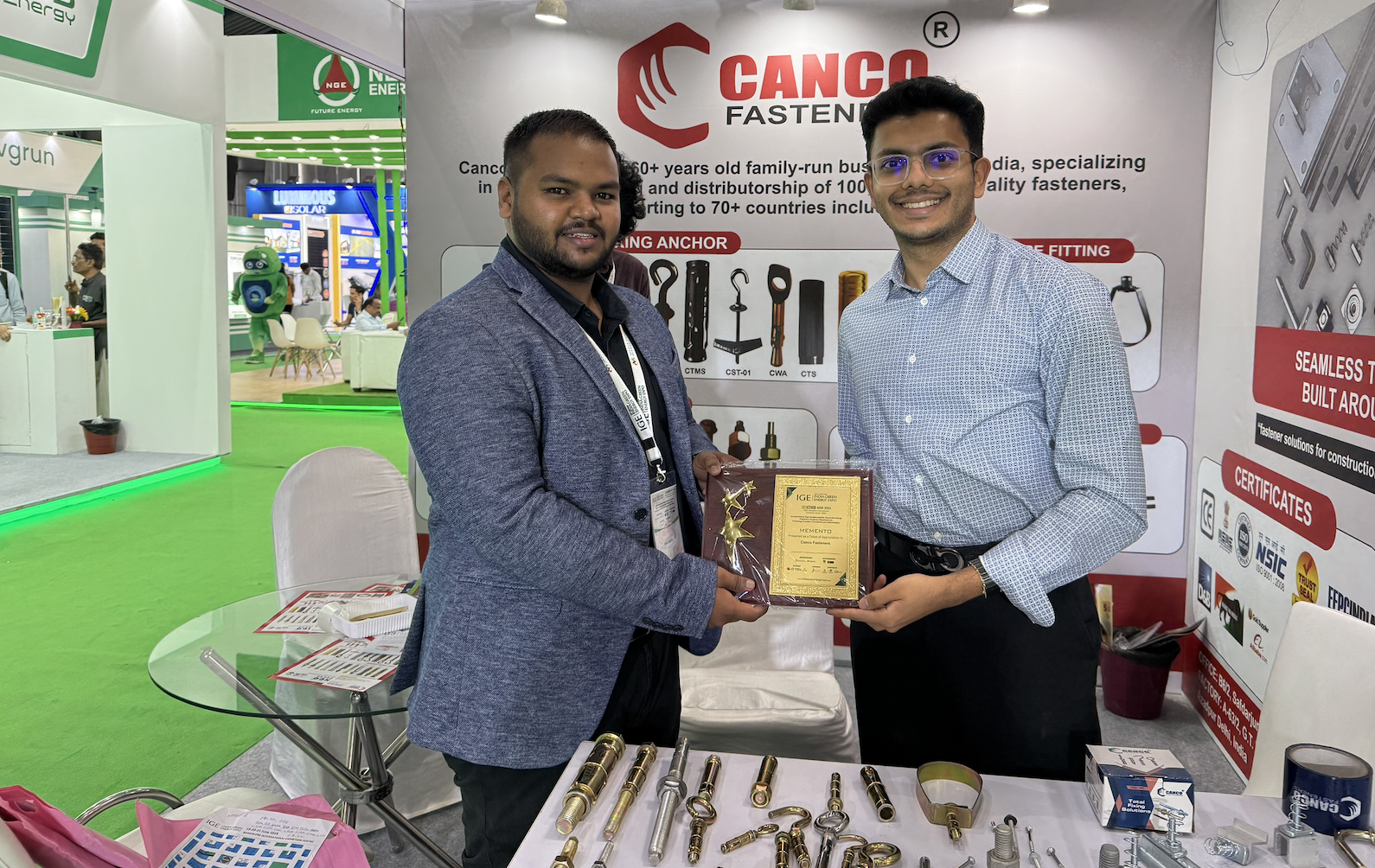 Product range — fasteners & fixings
